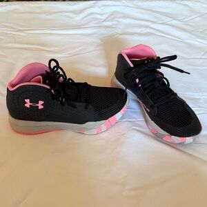 Under Armour kids sneaks